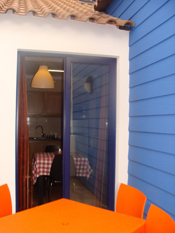Apartamentos Kosmos Horta  Zimmer foto