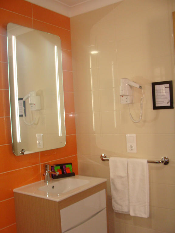 Apartamentos Kosmos Horta  Zimmer foto