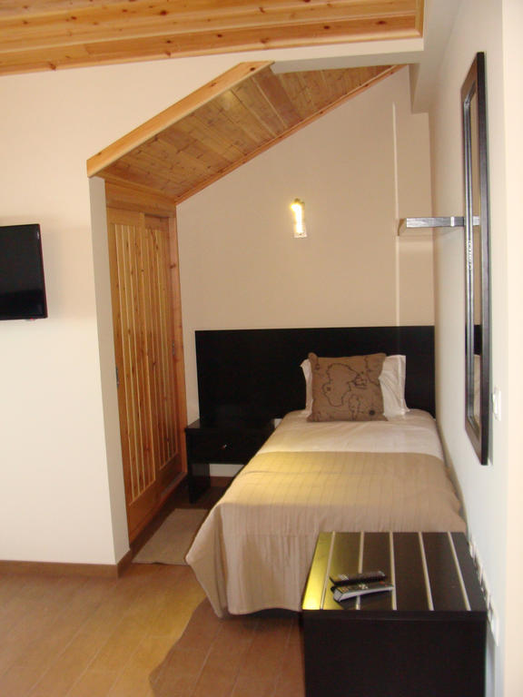 Apartamentos Kosmos Horta  Zimmer foto
